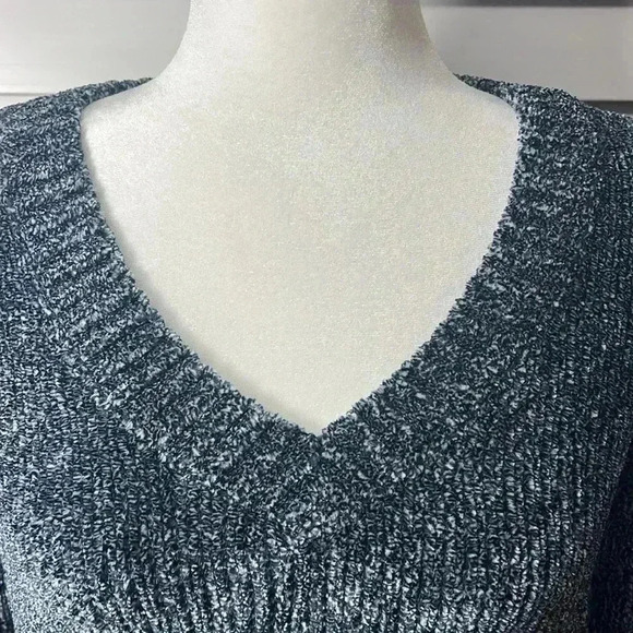 Orvis V-Neck Chenille Tunic Sweater Size Medium Marled Navy - Picture 4 of 8